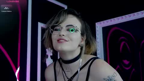 Jasmin online show from November 2025 06:08:01 PM