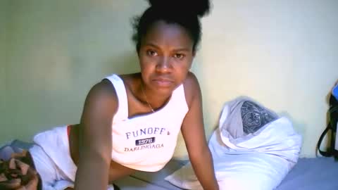 Snapshot of jasminah176750 chatting on October 2025 06:05:01 AM jasminah176750 online show from October 2025 06:05:01 AM