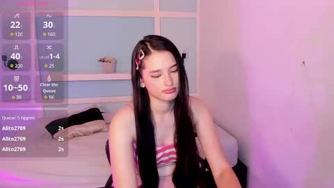 Snapshot of jasminebella0 chatting on February 2025 02:25:01 AM Jazmin online show from February 2025 02:25:01 AM