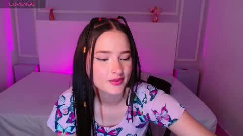 Snapshot of jasminebella0 chatting on March 2025 10:53:01 PM Jazmin online show from March 2025 10:53:01 PM