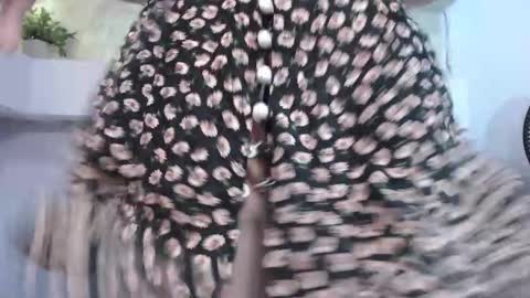 Snapshot of jasminebella0 chatting on September 2025 09:47:02 PM Jazmin online show from September 2025 09:47:02 PM