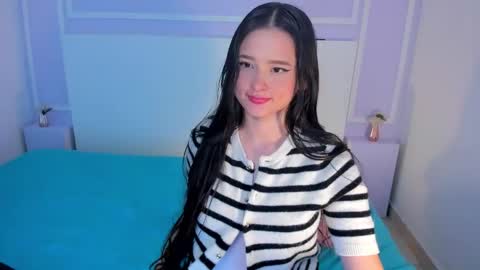 Snapshot of jasminebella0 chatting on October 2025 07:33:01 PM Jazmin online show from October 2025 07:33:01 PM