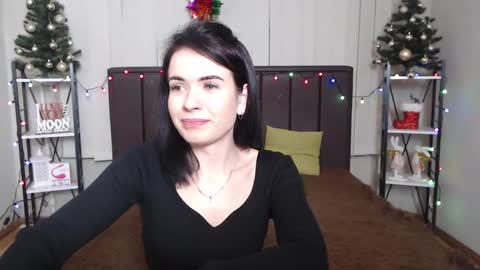 Snapshot of jasminekouch chatting on December 2024 03:40:01 AM JasmineKouch online show from December 2024 03:40:01 AM