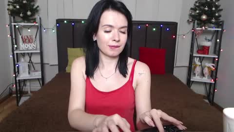 Snapshot of jasminekouch chatting on January 2025 12:24:01 AM JasmineKouch online show from January 2025 12:24:01 AM