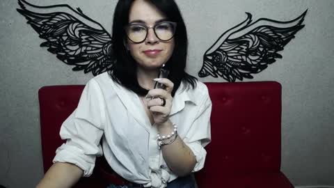 Snapshot of jasminekouch chatting on February 2025 06:26:02 PM JasmineKouch online show from February 2025 06:26:02 PM