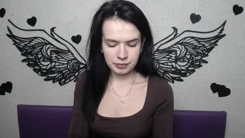 JasmineKouch online show from November 2025 07:57:01 AM