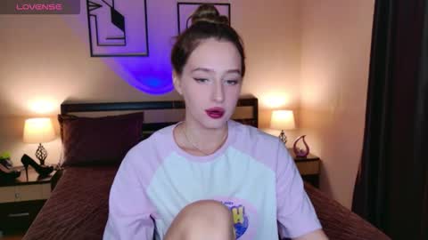 Jasmine online show from October 2025 04:43:01 AM