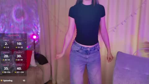 Snapshot of jasminelorens chatting on May 2026 04:41:02 AM Jasmine online show from May 2026 04:41:02 AM