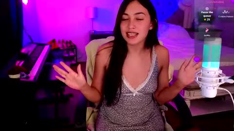 Snapshot of jasminewinters chatting on April 2026 01:41:02 PM Jasmine Winters online show from April 2026 01:41:02 PM