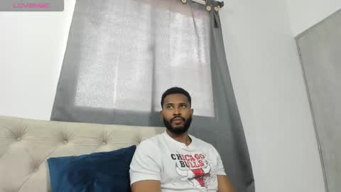 Jason online show from December 2025 05:17:01 PM