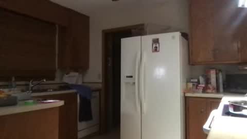 Eric2900 online show from March 2026 04:20:01 AM