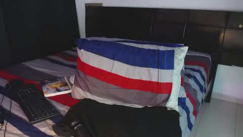 jaspeer__ online show from September 2025 10:42:02 PM