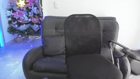 JASPER JONES online show from December 2024 12:15:02 PM