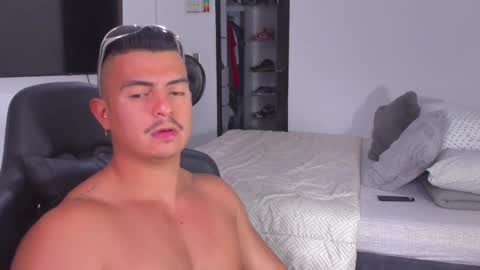 Snapshot of jasperbrooksx chatting on January 2025 08:45:01 PM JBrooksXx online show from January 2025 08:45:01 PM