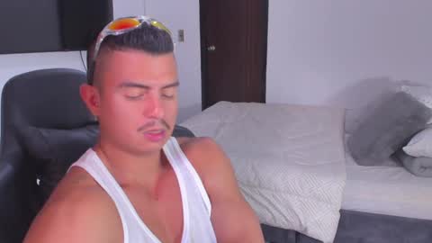 Snapshot of jasperbrooksx chatting on January 2025 07:32:02 PM JBrooksXx online show from January 2025 07:32:02 PM