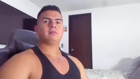 Snapshot of jasperbrooksx chatting on February 2025 09:15:02 PM JBrooksXx online show from February 2025 09:15:02 PM