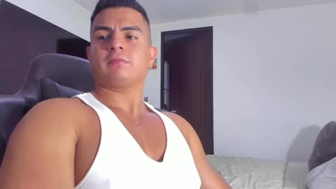 Snapshot of jasperbrooksx chatting on February 2025 01:21:02 AM JBrooksXx online show from February 2025 01:21:02 AM