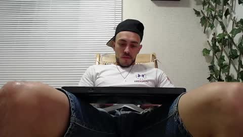 Snapshot of jasson_king01 chatting on February 2025 01:44:02 AM JKing online show from February 2025 01:44:02 AM