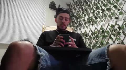 Snapshot of jasson_king01 chatting on March 2025 03:32:01 AM JKing online show from March 2025 03:32:01 AM