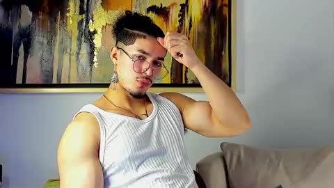 Lil Dark online show from November 2025 05:28:02 AM