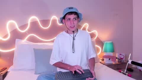 J A S S O N  online show from October 2025 07:34:01 PM