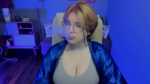 Snapshot of java_fire chatting on November 2025 08:21:02 PM Katerina online show from November 2025 08:21:02 PM