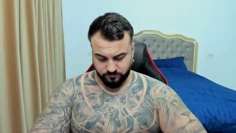  Javi  online show from December 2024 10:46:02 PM