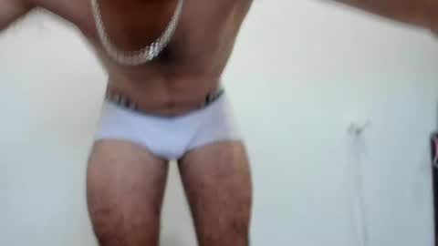 Javier  online show from April 2026 05:00:01 PM