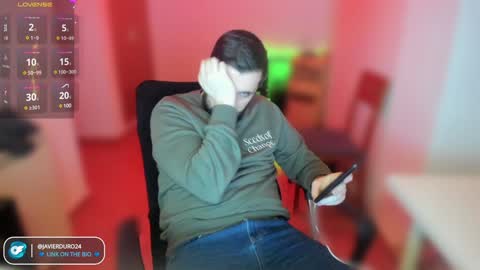 Snapshot of javierduro24 chatting on December 2024 03:31:02 PM javierduro24 online show from December 2024 03:31:02 PM