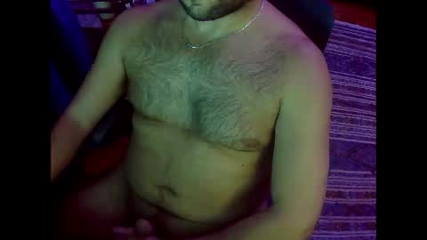 Snapshot of javiererik chatting on February 2025 05:42:02 AM javi online show from February 2025 05:42:02 AM
