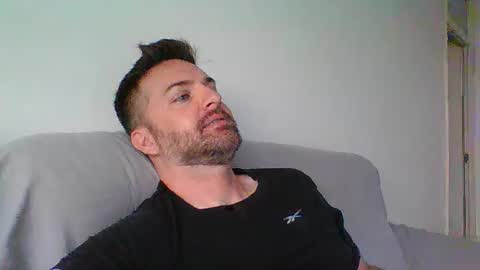 Snapshot of javiergtomas chatting on September 2025 12:38:02 PM Thomas online show from September 2025 12:38:02 PM