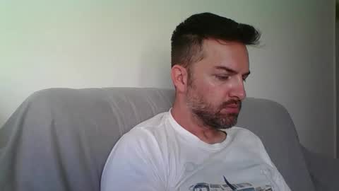 Snapshot of javiergtomas chatting on September 2025 07:10:02 AM Thomas online show from September 2025 07:10:02 AM