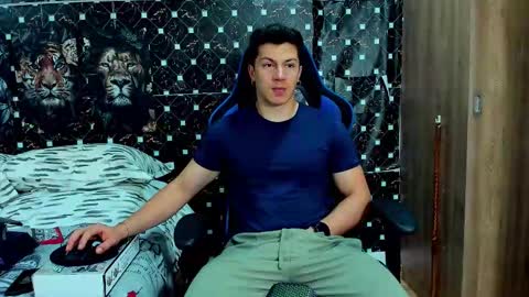 Javier online show from March 2026 02:03:01 AM