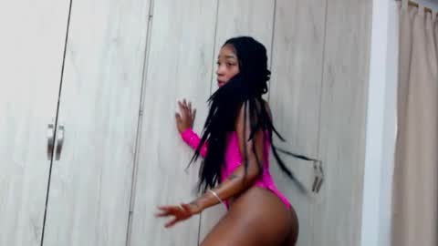 jax_f00x online show from March 2026 07:18:02 PM