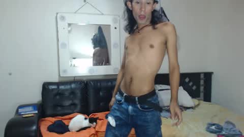 jaxivh16 online show from October 2025 01:47:02 AM