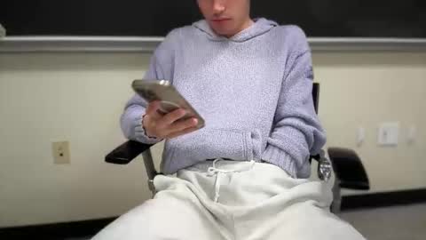 jaxsongray77 online show from April 2026 02:27:02 AM