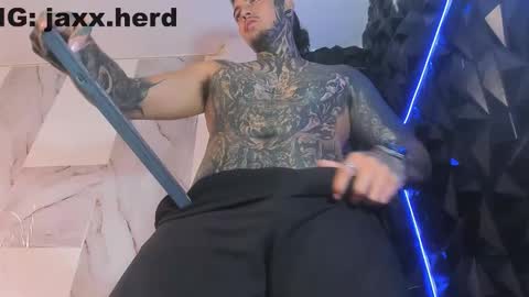 Michael online show from October 2025 02:37:01 PM