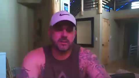 Snapshot of jay_banks0420 chatting on February 2025 09:25:02 PM jay_banks0420 online show from February 2025 09:25:02 PM