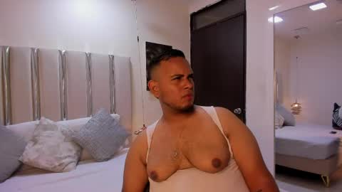 Jay Dusk online show from April 2026 04:04:01 AM