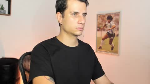 Snapshot of jayalvarrez_ chatting on January 2025 07:00:01 PM Jay Alvarrez online show from January 2025 07:00:01 PM
