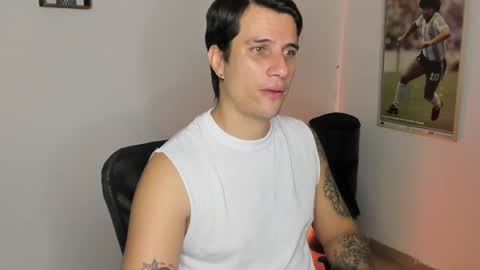 Snapshot of jayalvarrez_ chatting on March 2025 10:42:01 PM Jay Alvarrez online show from March 2025 10:42:01 PM