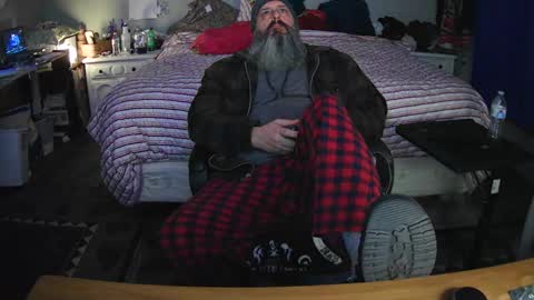 Grand Zaddy or Jay its casual online show from December 2024 05:01:01 AM