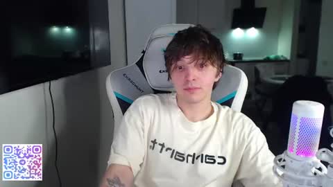 Snapshot of jayce_icestone chatting on June 2026 04:24:02 PM Jayce online show from June 2026 04:24:02 PM