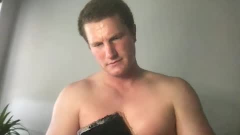 jaycup1989 online show from April 2026 06:01:01 PM