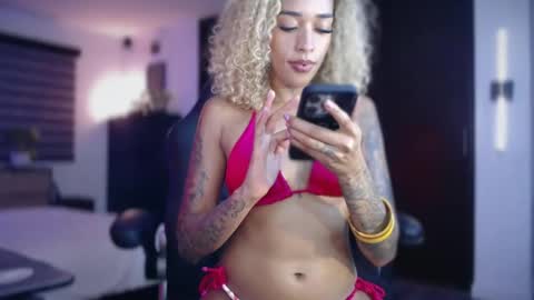 Snapshot of jaydafuego chatting on March 2026 01:38:01 AM jayda fuego online show from March 2026 01:38:01 AM