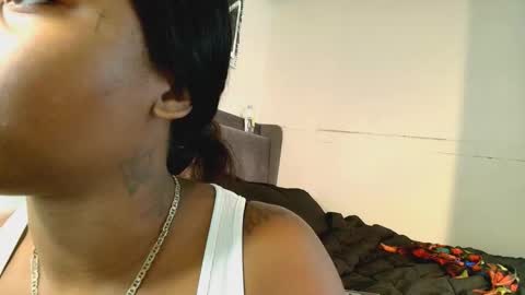 Naomiruty online show from October 2025 01:28:02 AM