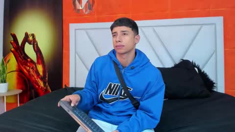 jaze_bradley online show from March 2025 11:18:02 AM