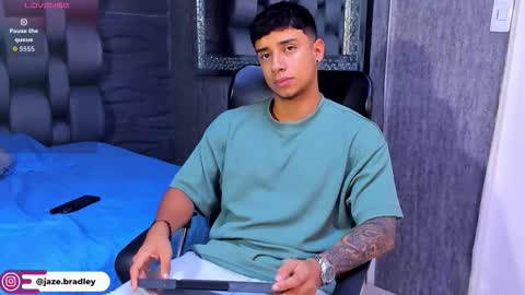 jaze_bradley online show from October 2025 11:29:02 AM