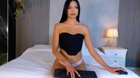 jazmiin_evans online show from March 2026 08:25:01 PM