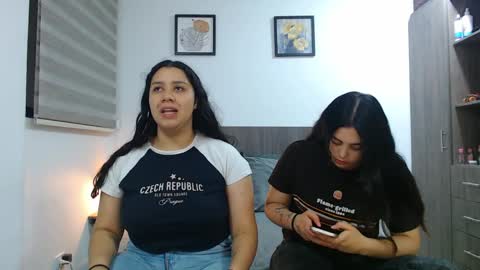 Jazmin and Scarlett online show from April 2026 02:27:02 AM